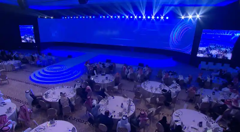 قاعة حفل سنوي لشركة سعودية بتنظيم PLAN1
